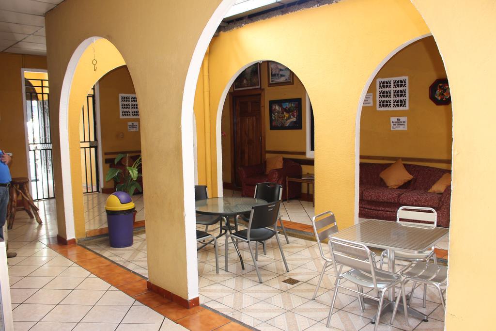 Hotel Pasadena II San Salvador Exterior foto